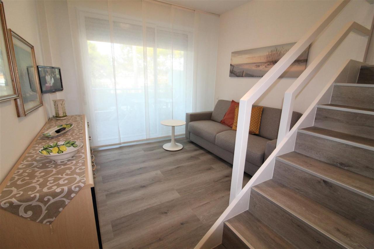 Residence Isvico Lignano Sabbiadoro Kültér fotó