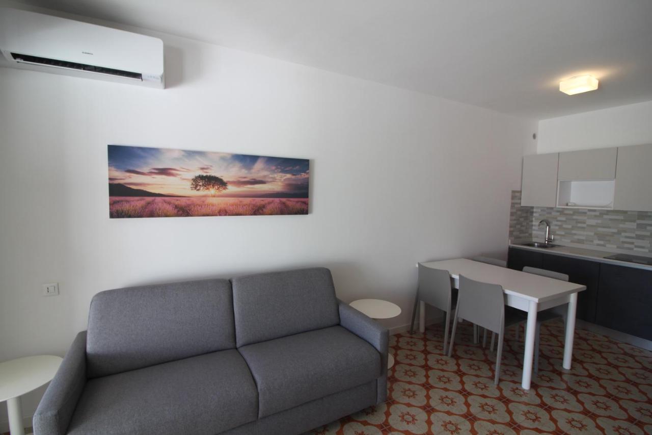 Residence Isvico Lignano Sabbiadoro Kültér fotó